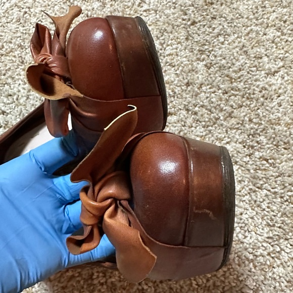 Miu Miu 38.5 Platform Bow Pumps - Picture 6 of 7